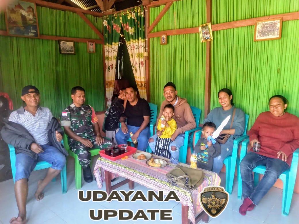 Komsos Babinsa Ubah Suasana Dusun Jadi Penuh Patriotisme
