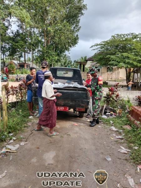 Babinsa Kawal Pelepasan Ribuan Bibit Ikan Nila di Desa Bual