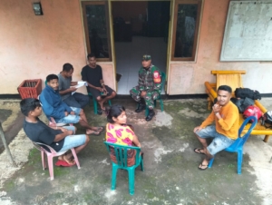Komsos dan Pamwil Babinsa Koramil Ende Berjalan Aman dan Lancar di Desa Roga