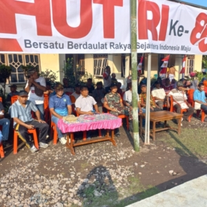 Babinsa Koramil 1625-04/Mauponggo Hadiri Pembukaan Turnamen Voli dan Futsal di Desa Lokalaba