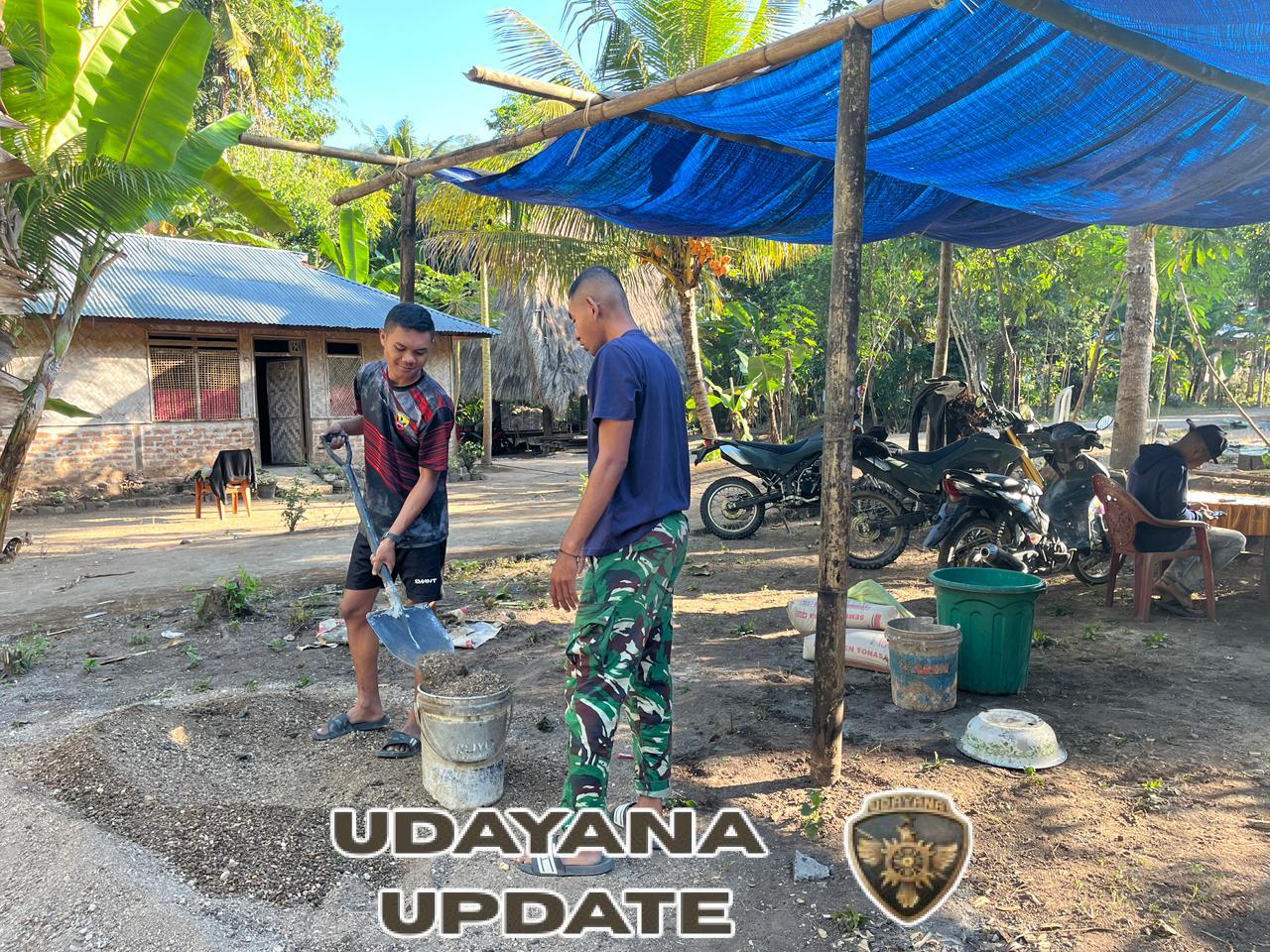 Gotong Royong TNI dan Warga Alor Selatan Wujudkan Rumah Layak Huni