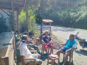 Kehadiran Babinsa di Koanara Disambut Antusias oleh Masyarakat