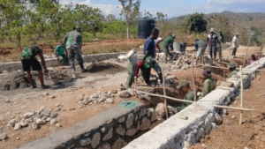 Satgas TMMD 125 Kodim 1605/Belu Kebut Pengerjaan TPJ dan Drainase