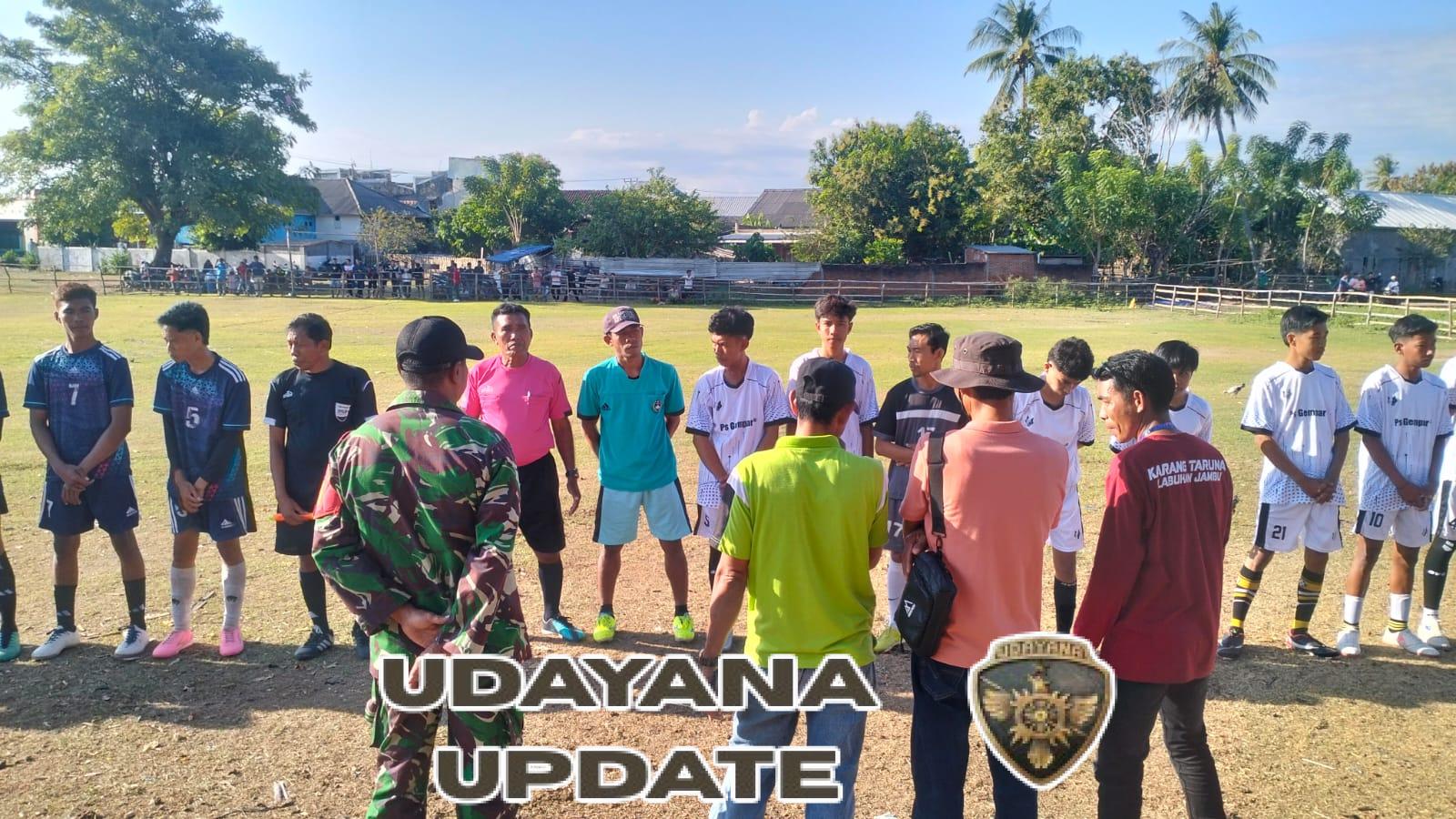 Semarak HUT RI ke-80, Babinsa Labuhan Jambu Hadiri Pembukaan Turnamen Sepak Bola Mini