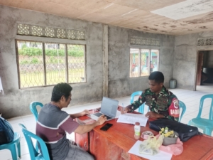 Komsos dan Pamwil di Kantor Desa Kanganara Berjalan Lancar Bersama Babinsa Maurole