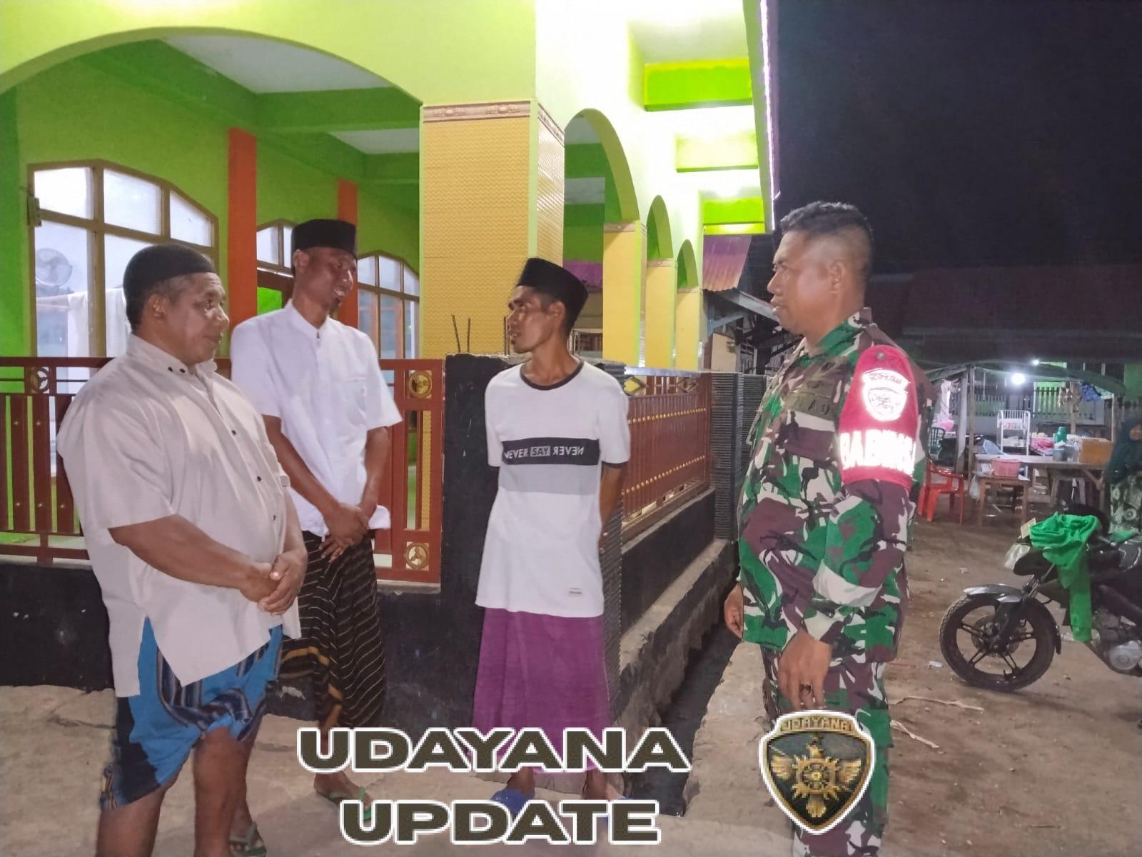 Ronda Malam Babinsa di Desa Tonda hingga Tambe, Wujud Sinergi dengan Masyarakat