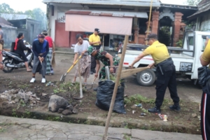 TNI Polri Dan Masyarakat Bersatu, Karya Bhakti Bersih-Bersih Lingkungan Di Dusun Bajing