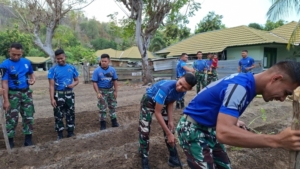 Kipan A Yonif 742/SWY Meriahkan HUT RI ke-80 Bersama Masyarakat Kota Bima