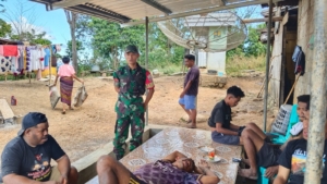 TNI Hadir di Tengah Masyarakat, Babinsa Ende Pantau Kondisi Keamanan Desa Unggu