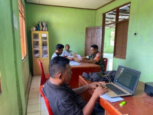 Babinsa Kodim 1602/Ende Aktifkan Puldatater untuk Data Akurat Wilayah Binaan