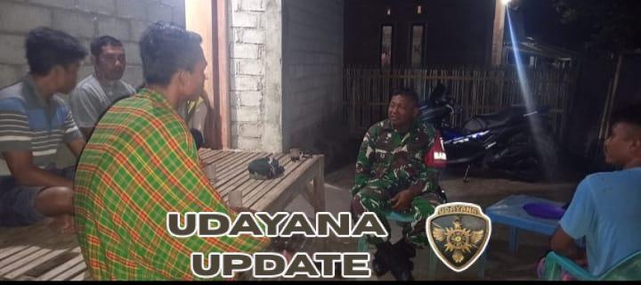 Babinsa Kiwu Gencarkan Patroli Malam, Warga Diajak Jaga Ketertiban