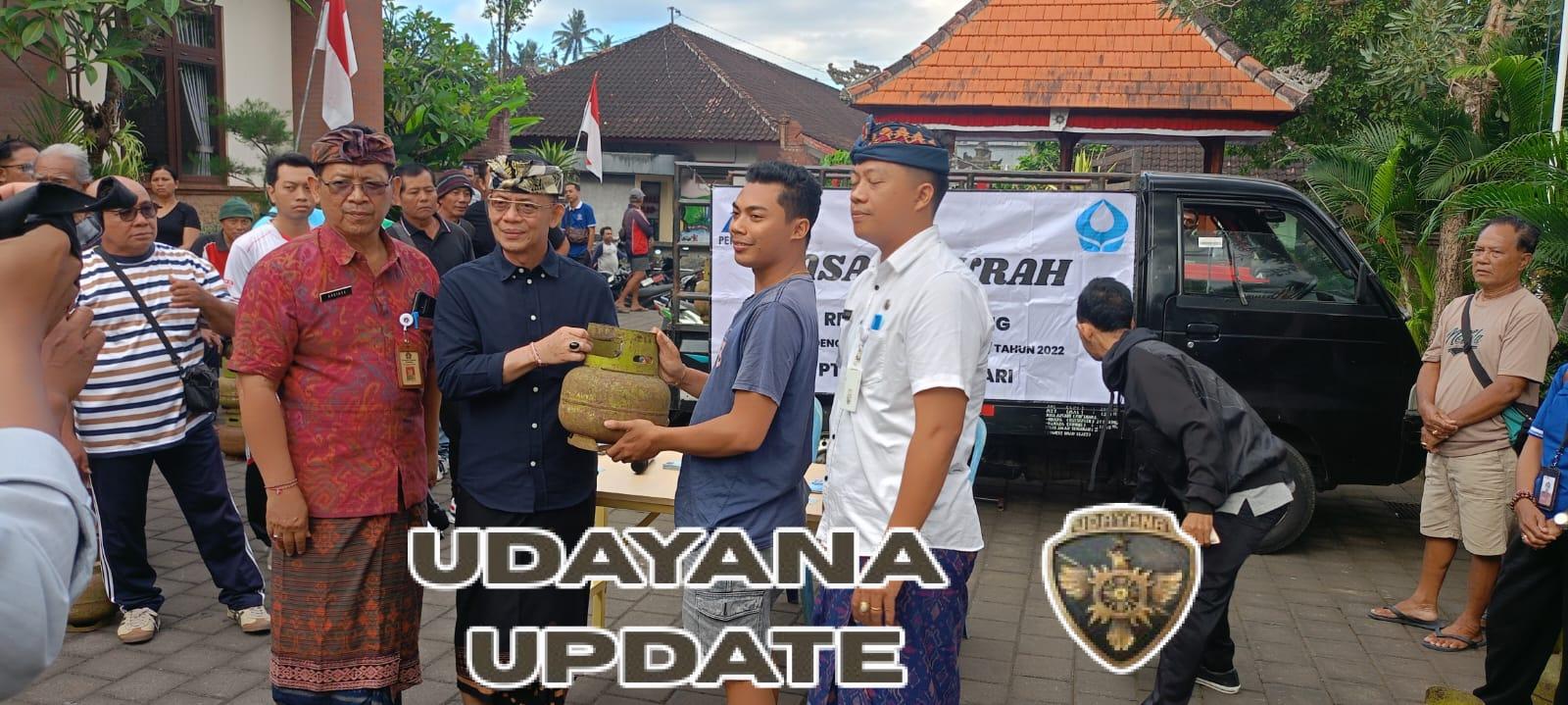 Babinsa Dawan Klod Ungkap Ratusan Warga Antusias Berlangsungnya Operasi Pasar LPG 3 Kg