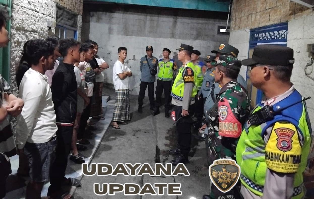 Patroli Dialogis Upaya Meningkatkan Kesadaran Administrasi Kependudukan