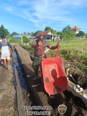 Sinergi Kadus dan TNI Wujudkan Jalan Usaha Tani Impian Warga Sukawati