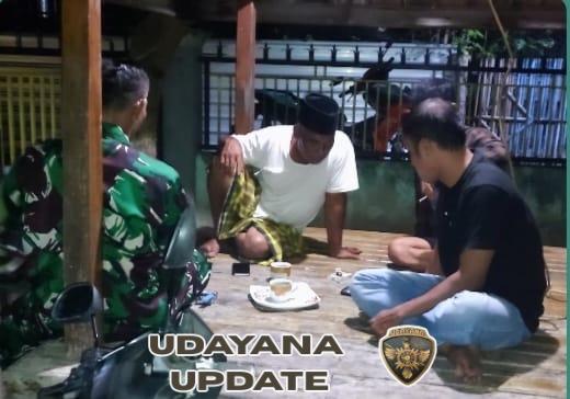 Babinsa Koramil 1628-03/Seteluk Terus Kawal Kamtibmas Lewat Patroli Malam