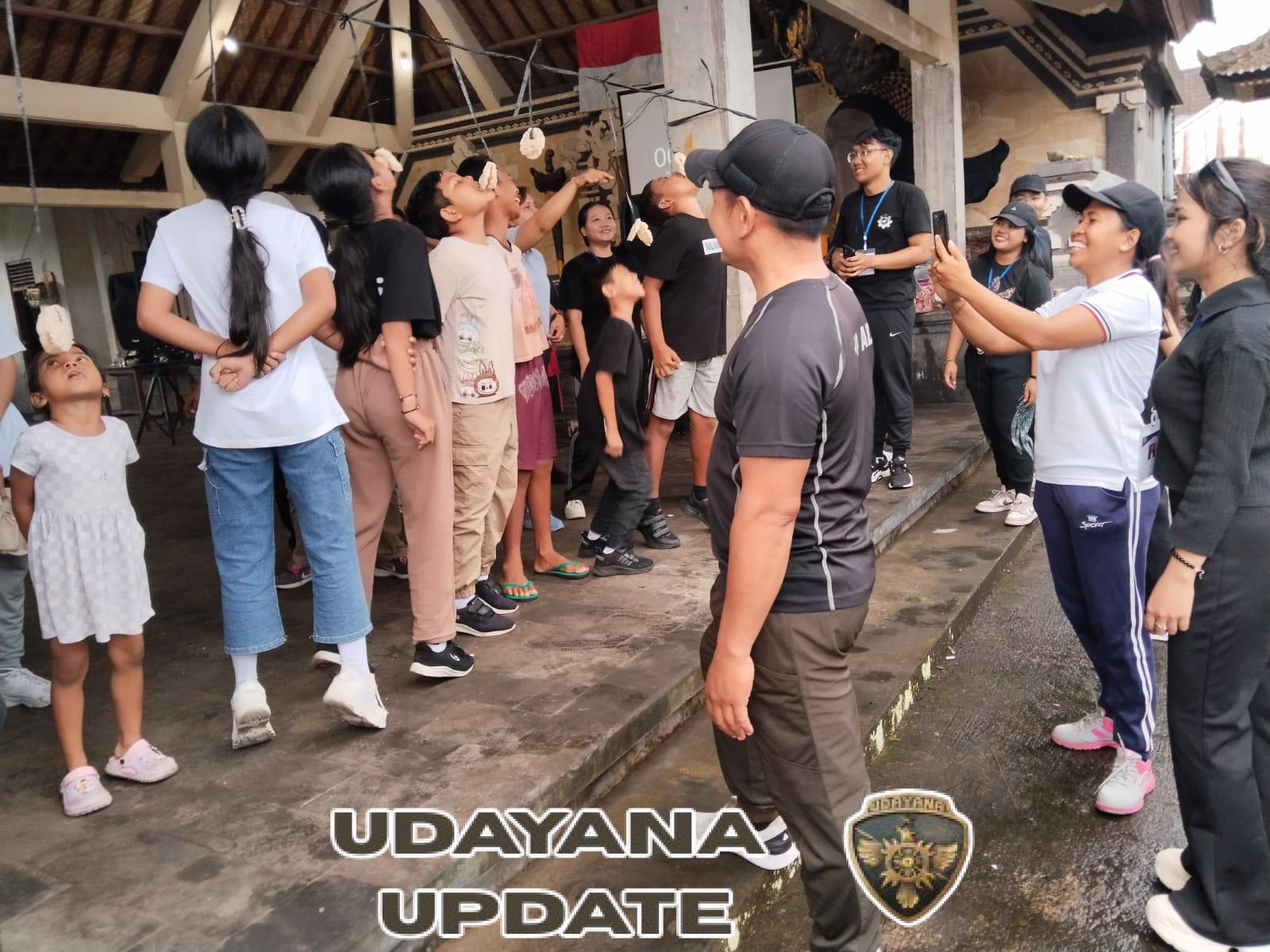 Babinsa Selat Kawal Jalan Santai Dan Aneka Lomba Kemeriahan Hut Ke 80 Kemerdekaan RI Di Dusun Tabu Banjaran