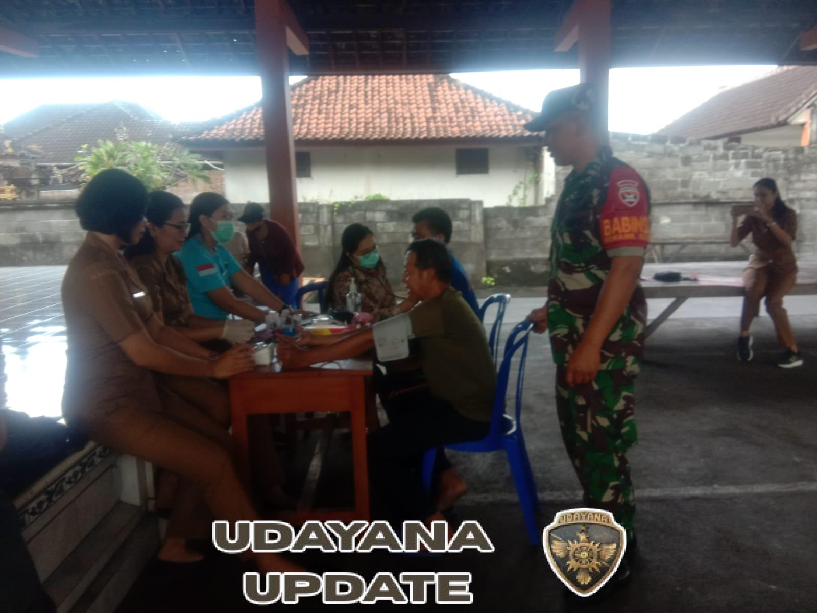 Perhatian Penuh Akan Kesehatan Masyarakat,  Babinsa Tojan Hadir Dampingi Kegiatan PROLANIS