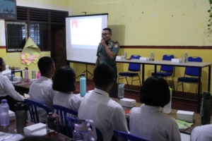 Dandim Klungkung Bakar Semangat  Calon Anggota Paskibraka Dengan Pembekalan Bela Negara
