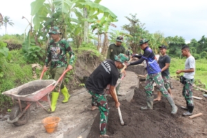 TMMD ke-125: TNI Bangun Jalan Usaha Tani Lengkap dengan Saluran Air Primer