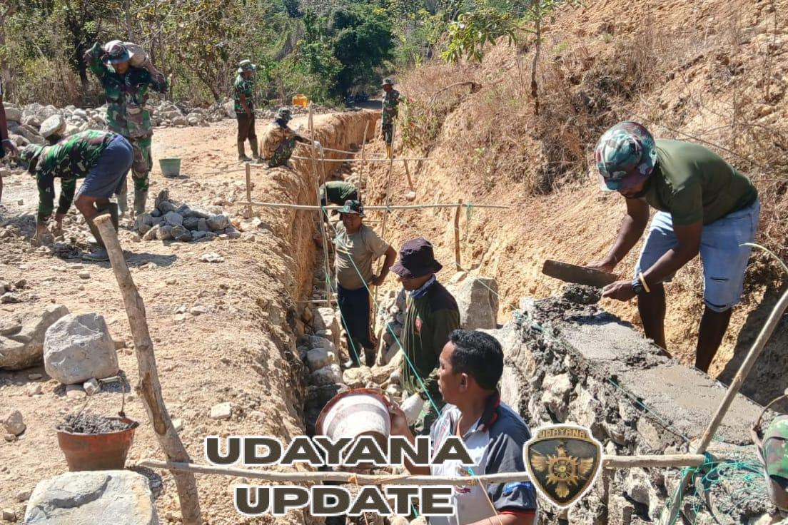 Satgas TMMD 125 Kodim Belu Kebut Pengerjaan Pembangunan Saluran Drainase