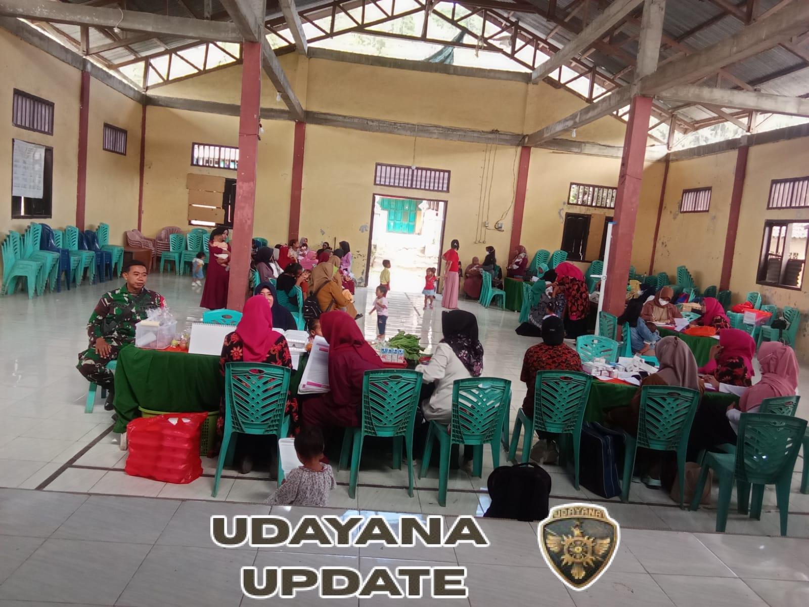 Babinsa Ropang Berperan Aktif di Posyandu Harapan Jaya 2 Desa Ropang