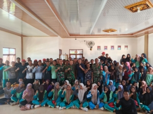 Dansatgas TMMD ke-125 Suntikkan Semangat Patriotisme kepada Paskibraka di Buer