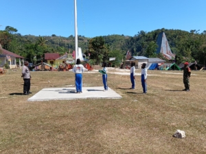 Serka Frans Male Beri Motivasi Semangat Latihan kepada Paskibra Sumba Barat Daya