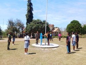 Babinsa dan Babinkamtibmas Aktif Latih Paskibraka di Kabupaten TTU