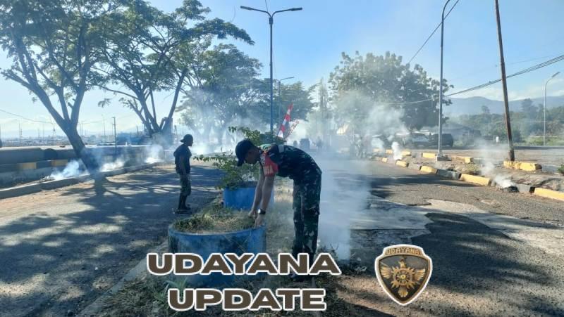 Sinergi TNI dan Warga Wujudkan Pelabuhan Lewoleba yang Bersih