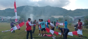 Babinsa Sekongkang Atas Bersama Warga Gotong Royong dan Senam Sehat Sambut HUT ke-80 RI