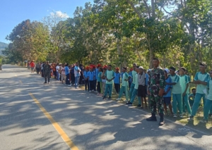 Gerak Jalan Pelajar di Biboki Tanpah Jadi Ajang Persatuan dan Kebersamaan