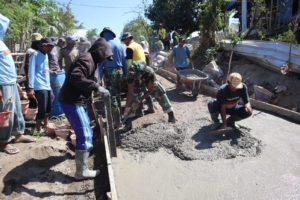 ‎Satgas TMMD ke-125 Kodim 1607/Sumbawa Lanjutkan Pengecoran Sayap Kiri Jembatan