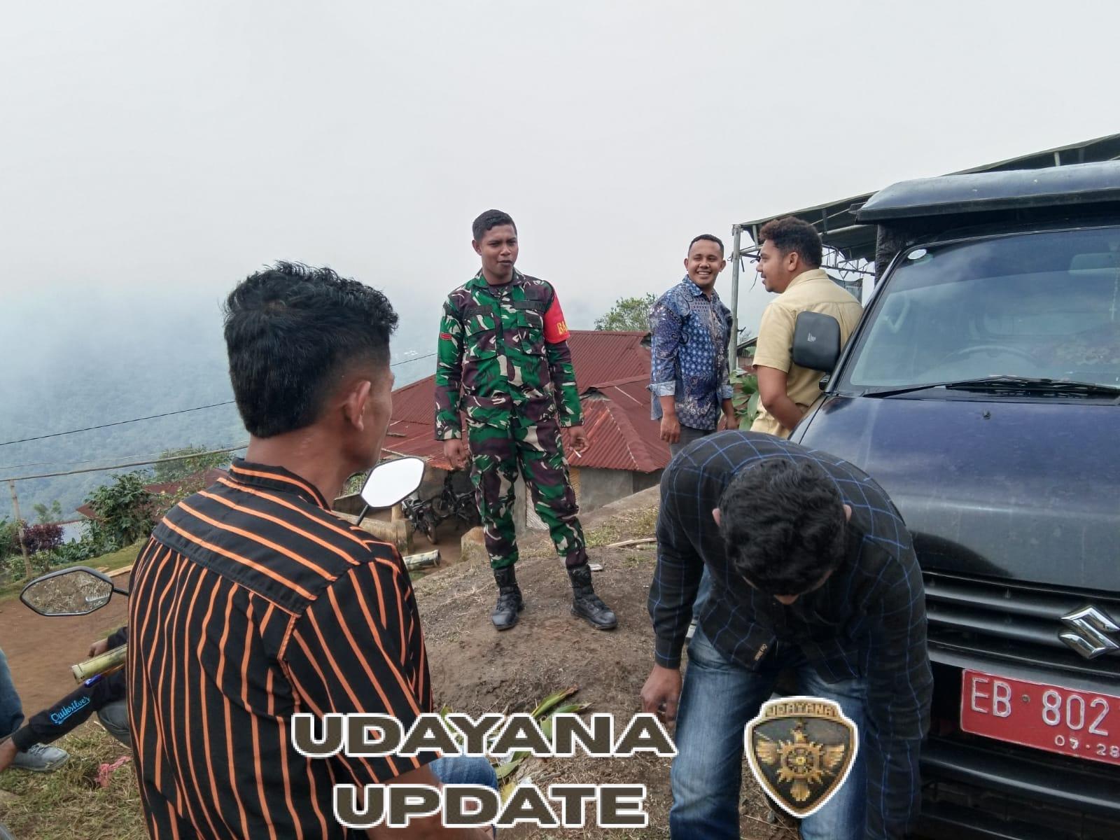 Babinsa Detusoko Aktif Laksanakan Komsos dan Pantau Kondisi Warga di Desa Detuara