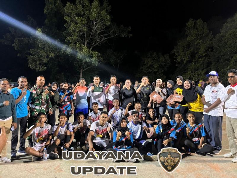Dandim 1622/Alor Resmi Tutup Turnamen Bola Voli Antar Tim se-Kabupaten Alor