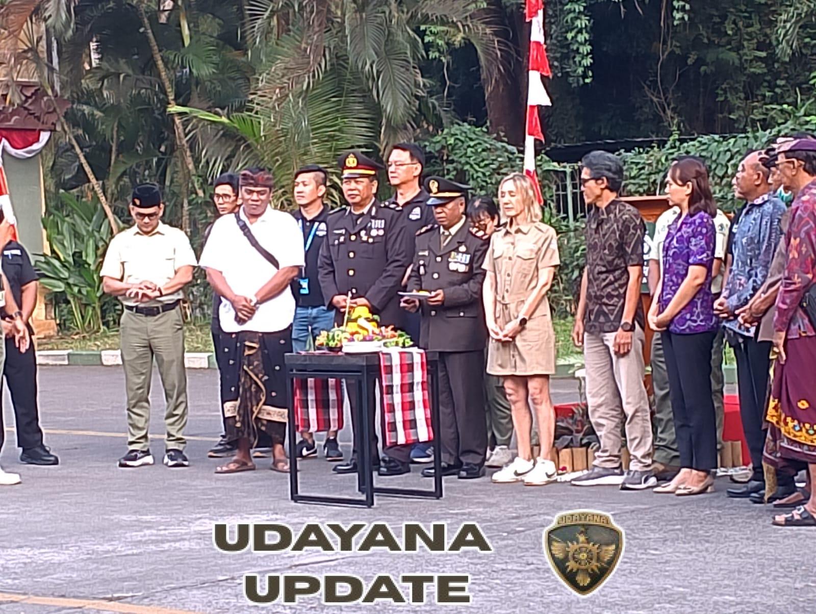 Danramil 1616-01/Gianyar Hadiri Upacara HUT Ke-80 RI di Bali Safari & Marine Park