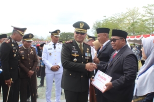 Dandim 1608/Bima Hadiri Upacara Hari Kemerdekaan RI ke-80 di Kabupaten Bima