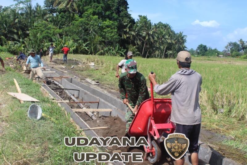 Tokoh Masyarakat Gianyar Puji Kebersamaan TNI dan Rakyat dalam TMMD ke-125