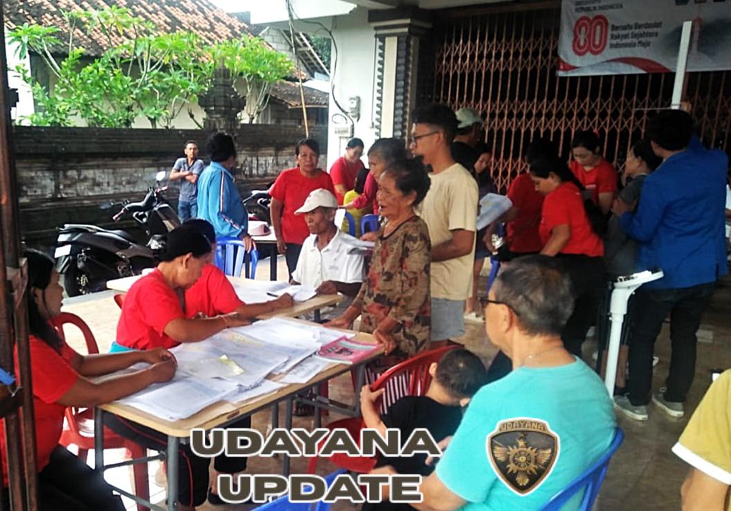 Babinsa Dukung Posyandu Balita dan Lansia Desa Peguyangan Kaja di HUT RI Ke-80