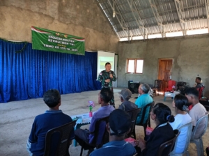 Sosialisasikan Penerimaan Prajurit TNI, Satgas TMMD 125 Kodim Belu Ajak Warga Siapkan Anak Sejak Dini