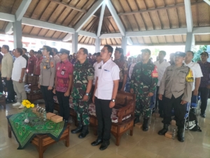 ​Danramil Busungbiu Ikut Serta dalam Peluncuran SPPG Garuda Emas VI untuk Peningkatan Gizi Warga