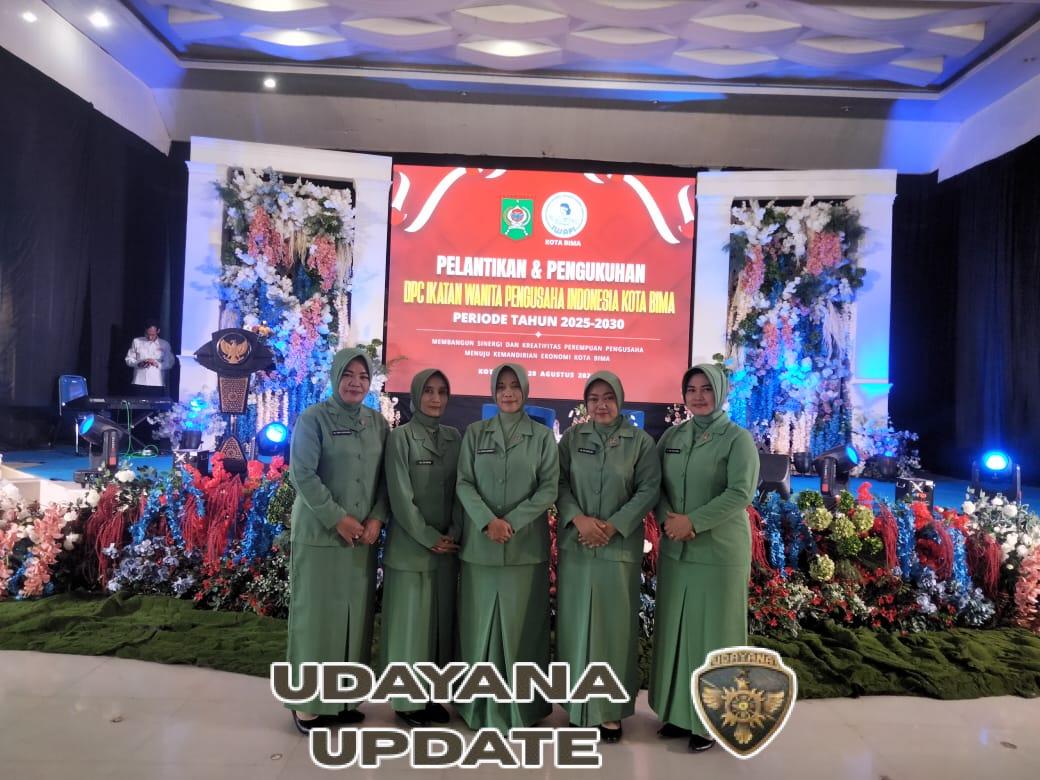 Babinsa Kelurahan Manggemaci Amankan Pelantikan DPC IWAPI Kota Bima Periode 2025–2030