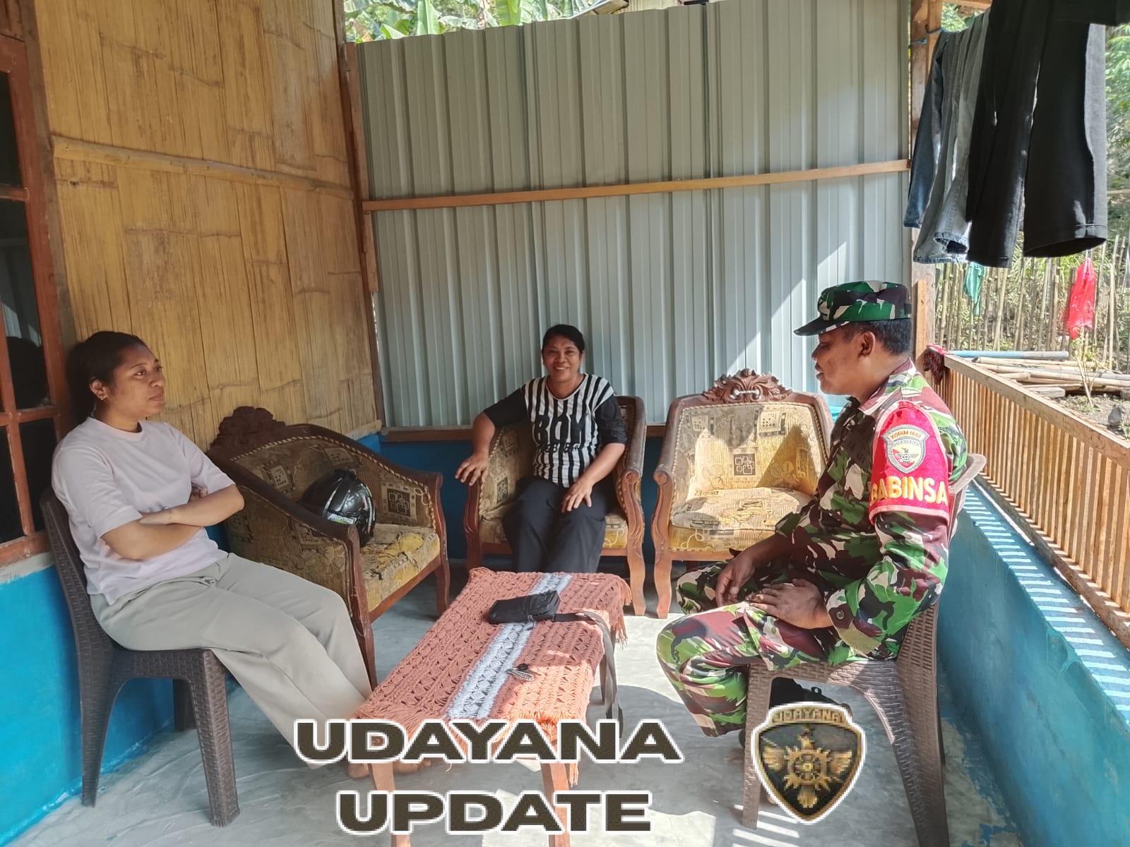 Babinsa Koramil Detusoko Gelar Komsos dan Pamwil di Desa Wolomasi