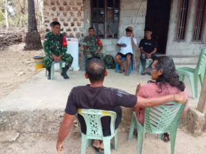 Komsos Dengan Warga Binaan Babinsa Himbau Untuk Menjaga Kerukunan Antara Sesama