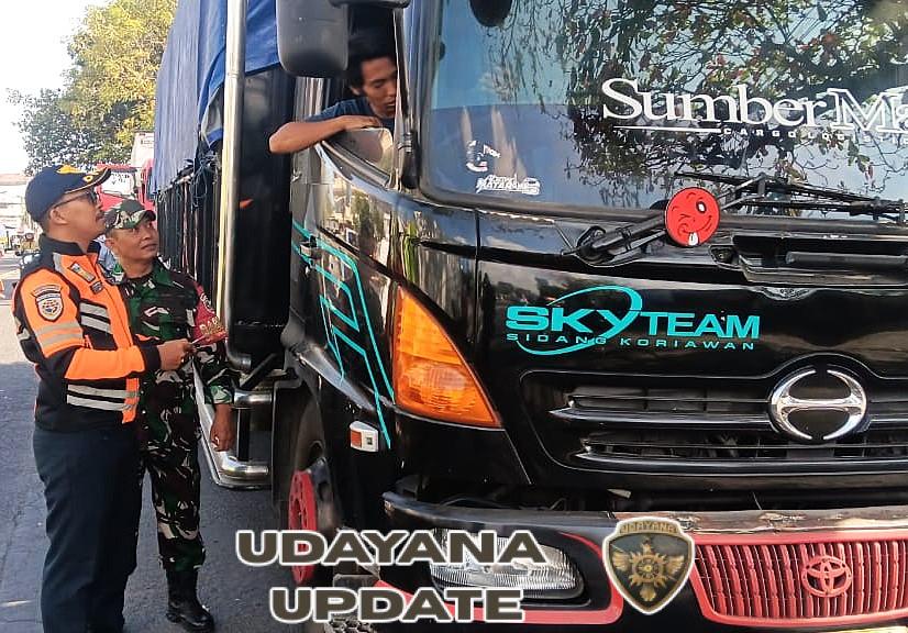 Aparat Gabungan Berikan Himbauan dan Sangsi kepada Pengguna Jalan