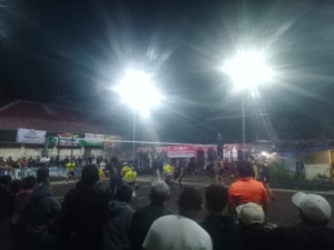 Meriah dan Aman, Babinsa Dampingi Pertandingan Voli dalam Rangka HUT ke-80 RI