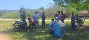 Babinsa Kawal Kelancaran Pengukuran Tanah Pemda di Ngadu Ngala