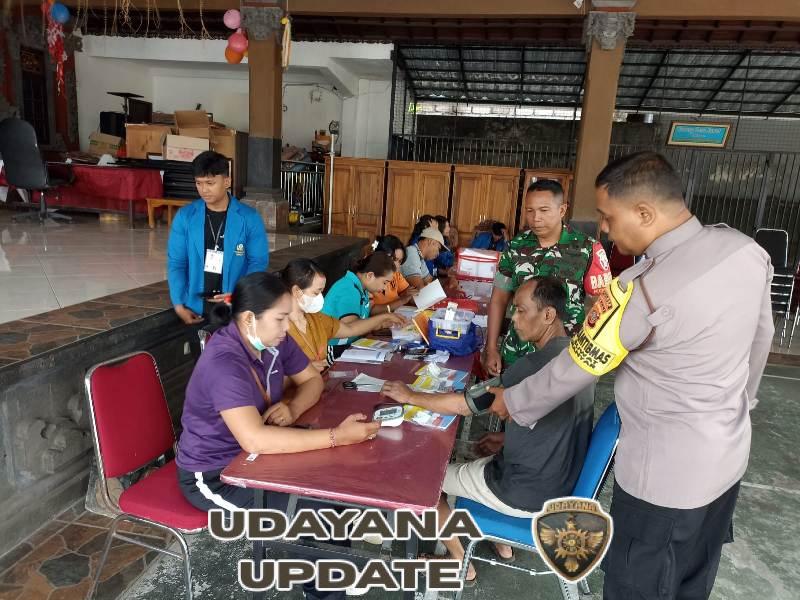 TNI Hadir untuk Rakyat, Babinsa Desa Suwat Dampingi Penanganan Pasien ODGJ