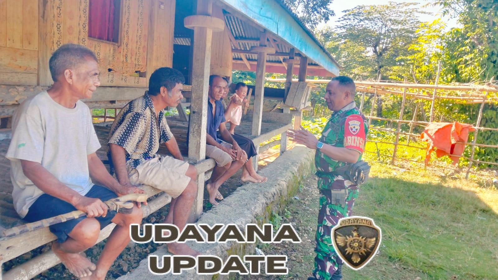 Babinsa Serka Denis Magno Jalin Komsos Bersama Warga Desa Pahola