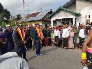 Sinergi TNI dan Masyarakat: Babinsa Koramil 1612-04/Borong Jaga Keamanan Silaturahmi Al Fajar