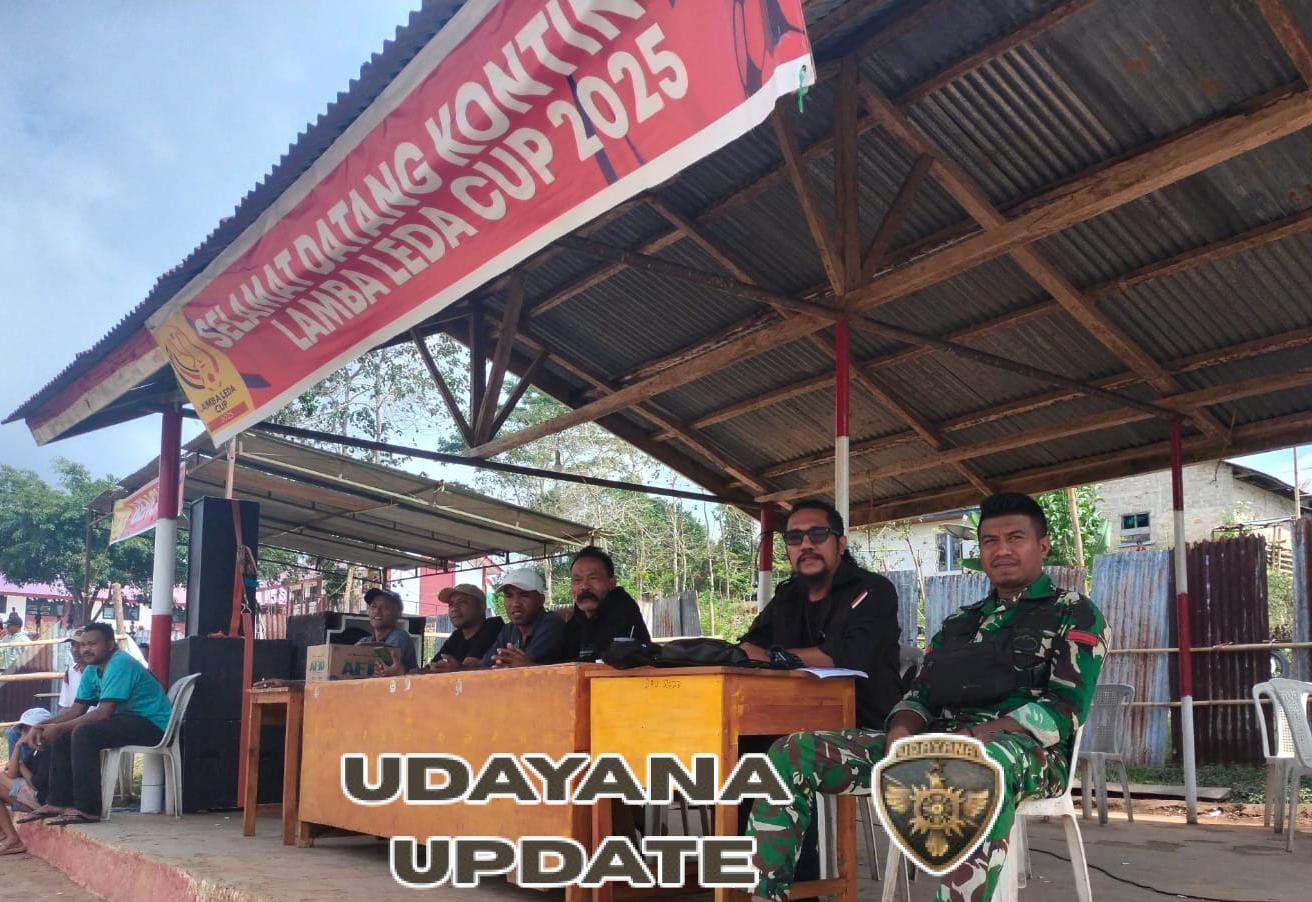 Tugas Plus Plus! Babinsa Koramil 1612-05/Elar Tak Hanya Amankan, Tapi Juga Dukung Tim Sepak Bola